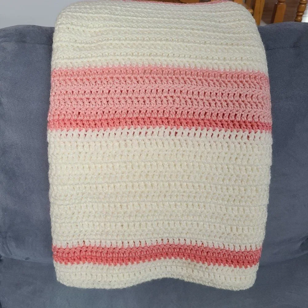 Vintage Handmade Knit Crochet Pretty Pink Afghan Throw Lap Blanket New Baby Gift